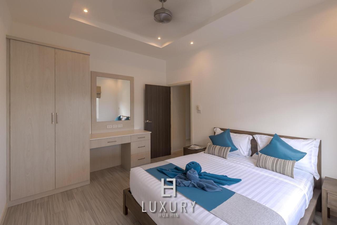 Villa Modern 3 Bedroom Private Pool - Mp67