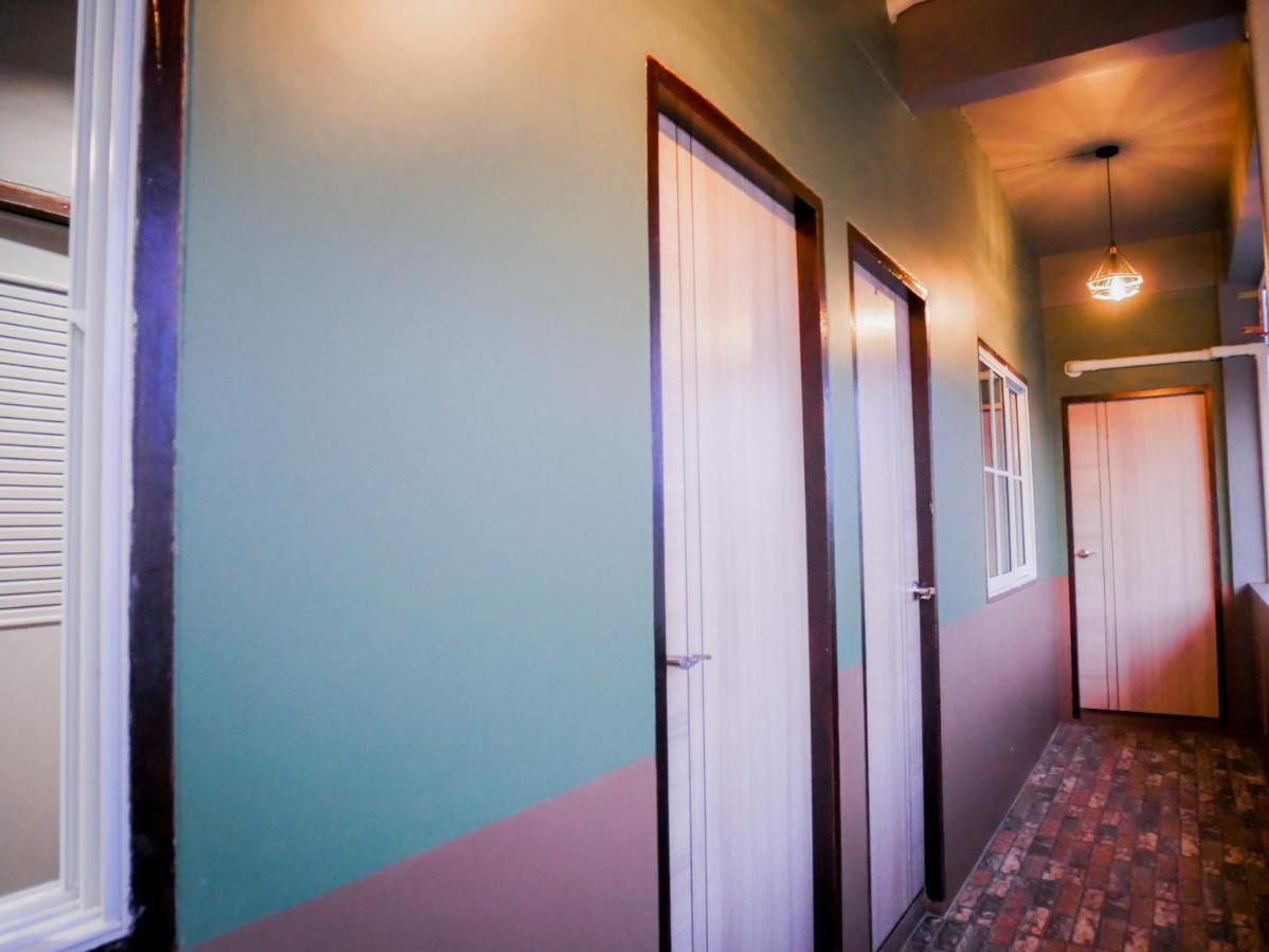 Varietyd-dayhostel *