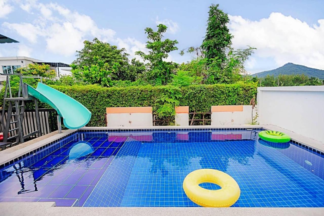 เรนโบว์ ปาร์ตี้ พูลวิลล่า Rainbow Party Hua-hin Poolvilla Villa