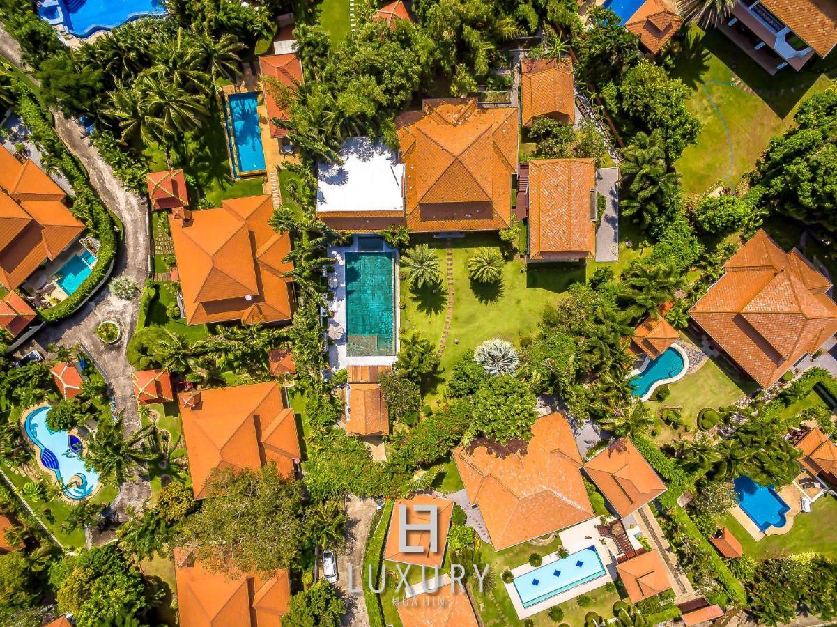 Villa 5 Bedroom Bali Style Mansion Wl2
