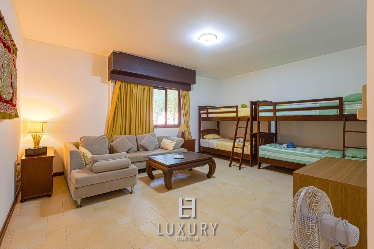 5 Bedroom Bali Style Mansion Wl2 Villa HHQ