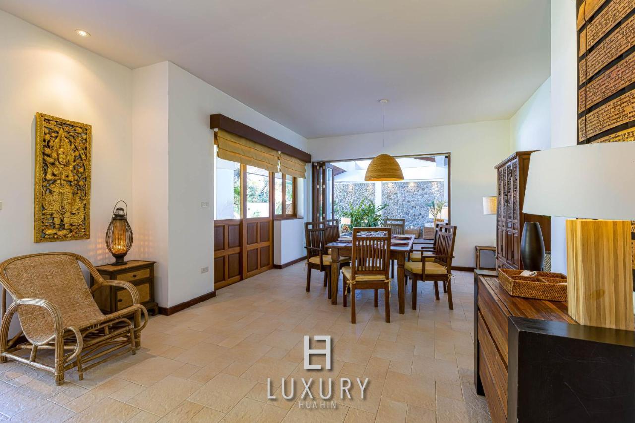 Villa 5 Bedroom Bali Style Mansion Wl2 HHQ