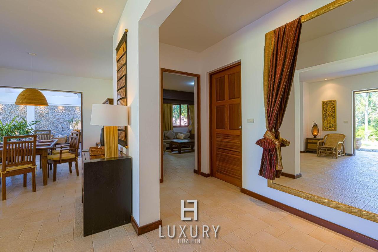 Villa 5 Bedroom Bali Style Mansion Wl2 *
