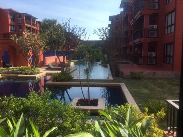 Bluroc Apartment Hua Hin