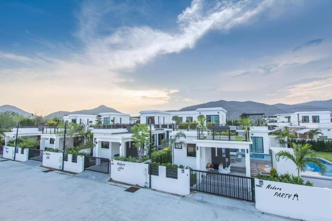 Spring Vintage Pool Hua Hin