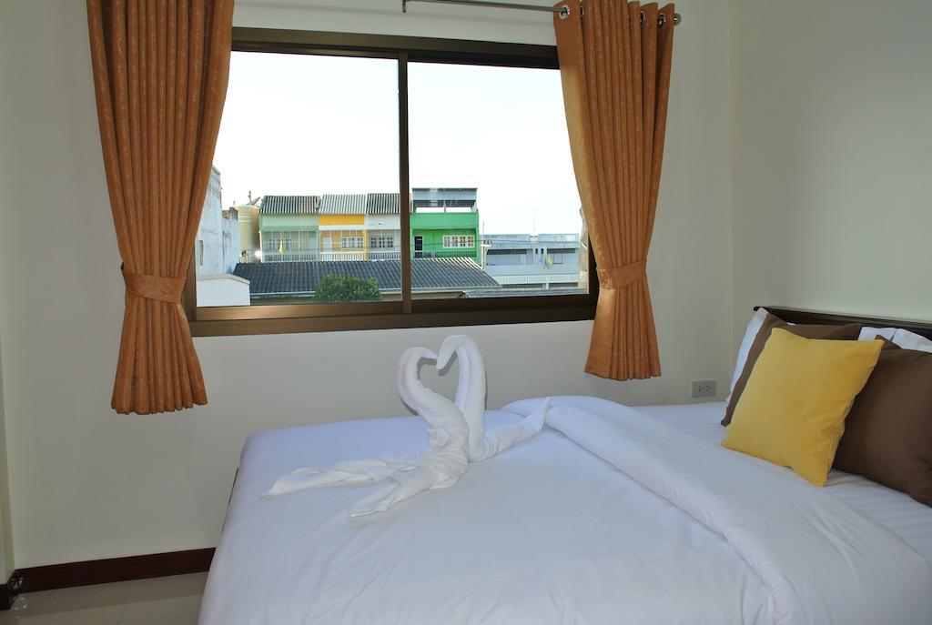 Guest house Baan Taweesuk 2*