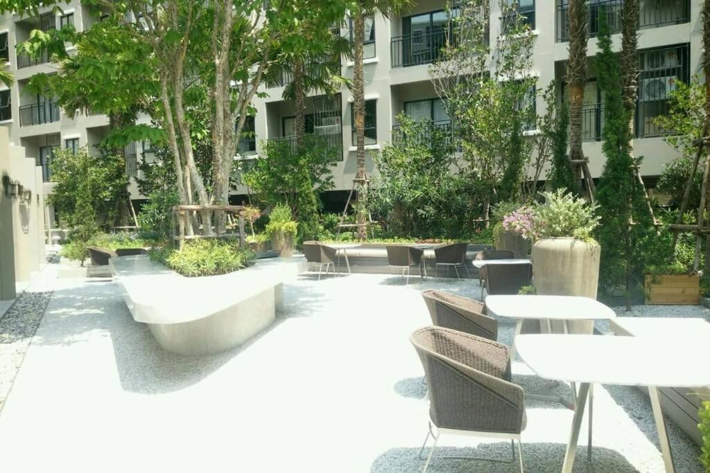 Great Sea View One Bed Condo, La Casita, Hua Hin. Apartamento