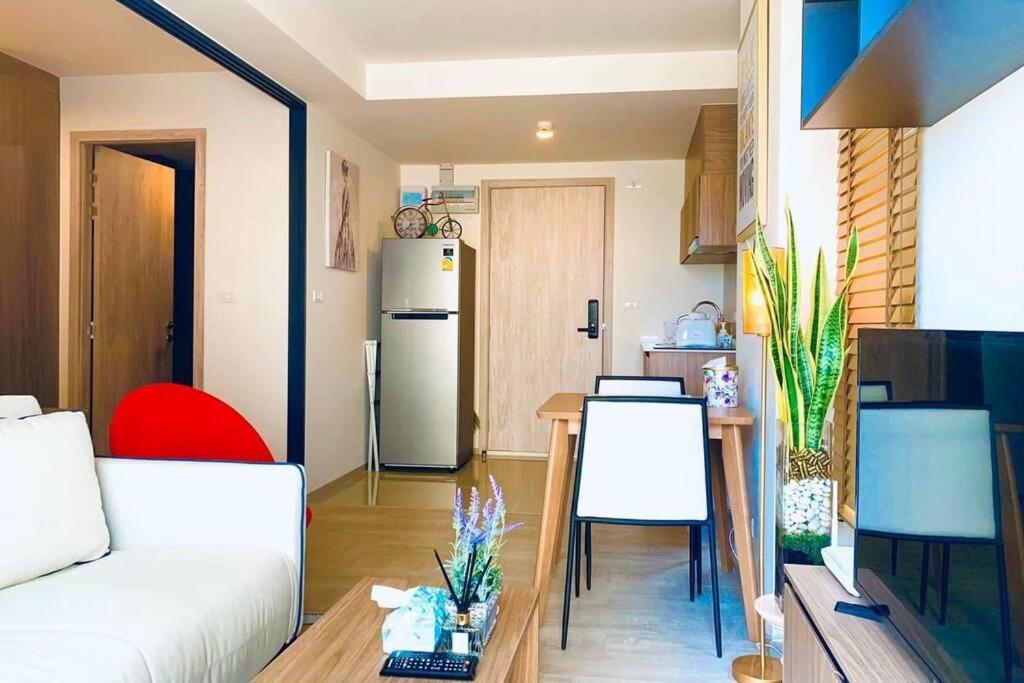 Great Sea View One Bed Condo, La Casita, Hua Hin. HHQ