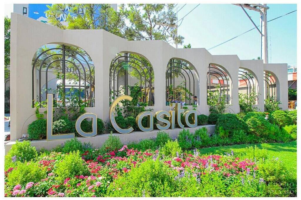 Great Sea View One Bed Condo, La Casita, Hua Hin. Apartamento *