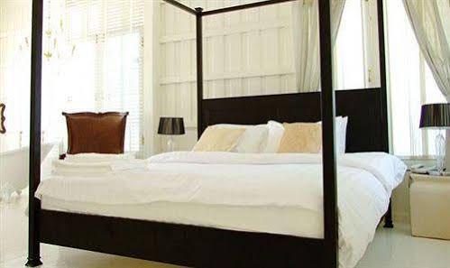 The Hen Resort 3*