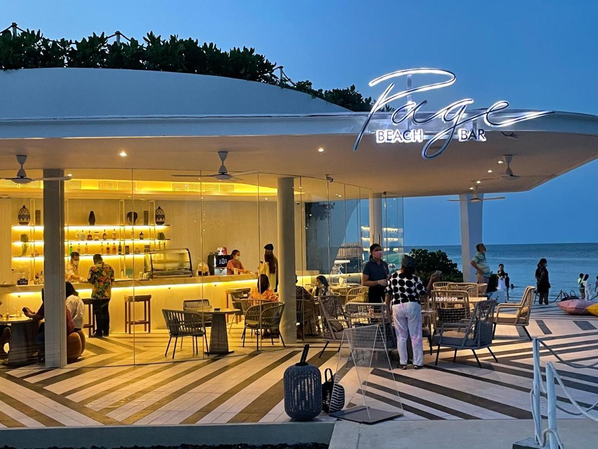 Apartment Veranda Beachfront Living