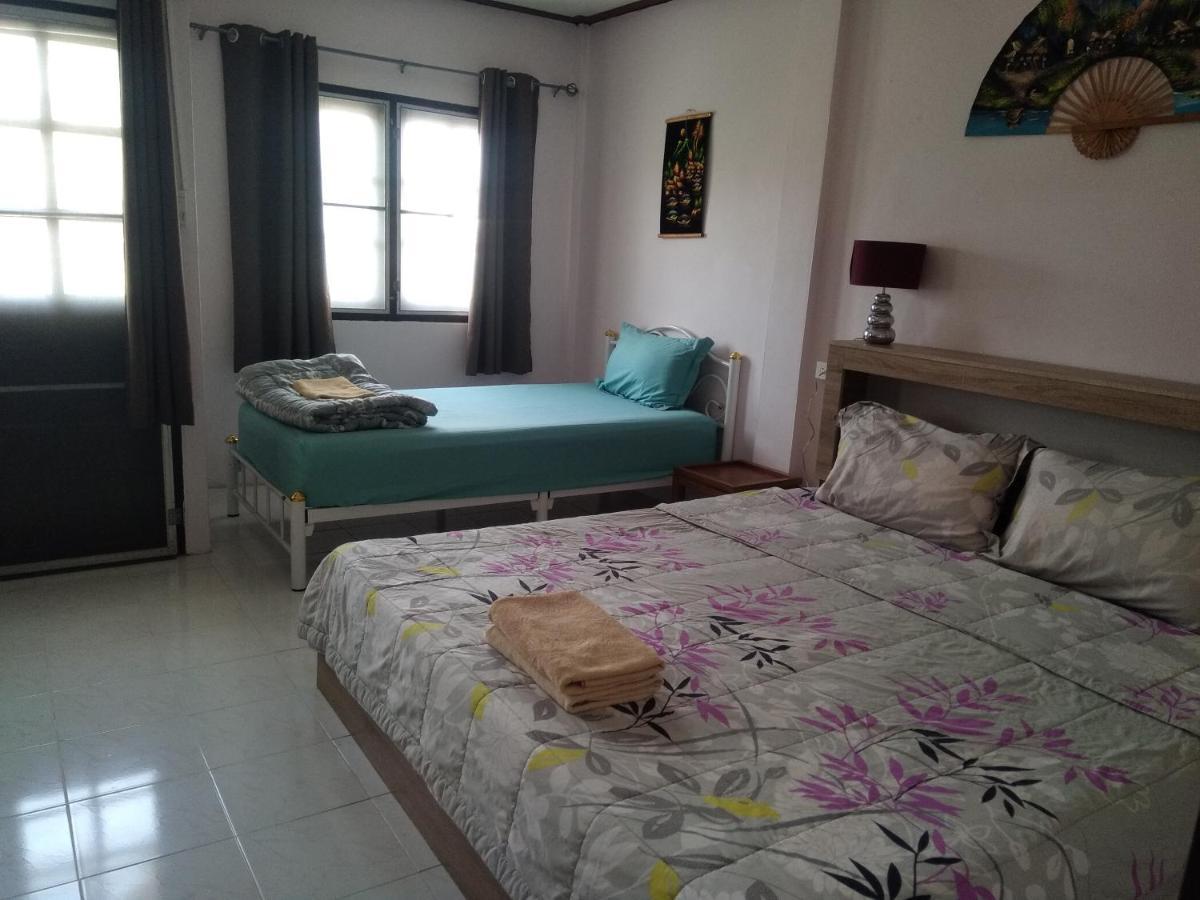 Tempat peranginan Happy House 51