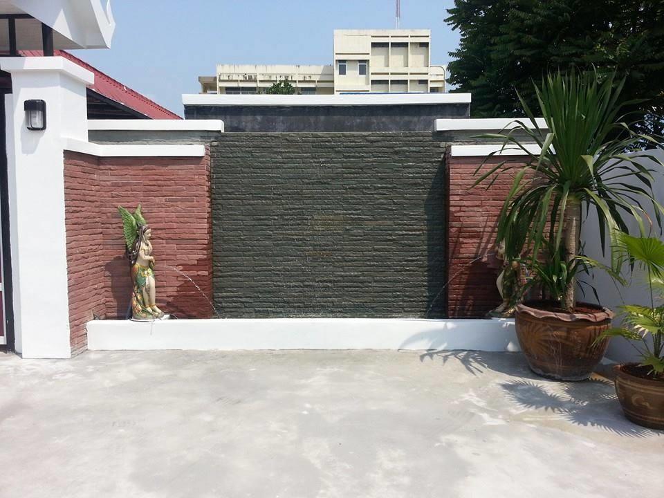 N.p. House Pensão HHQ