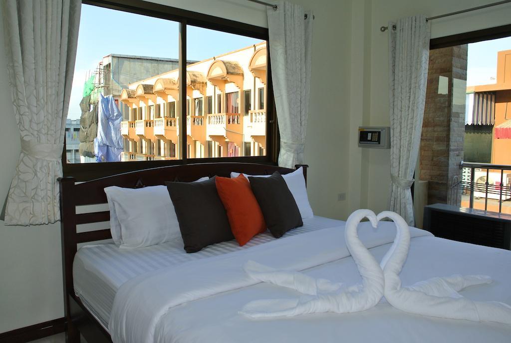 Guest house Baan Taweesuk 2*