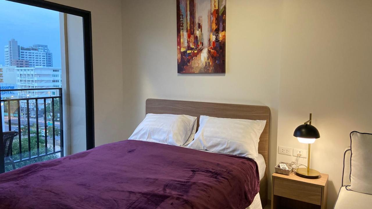 Aparthotel La Casita Sea View