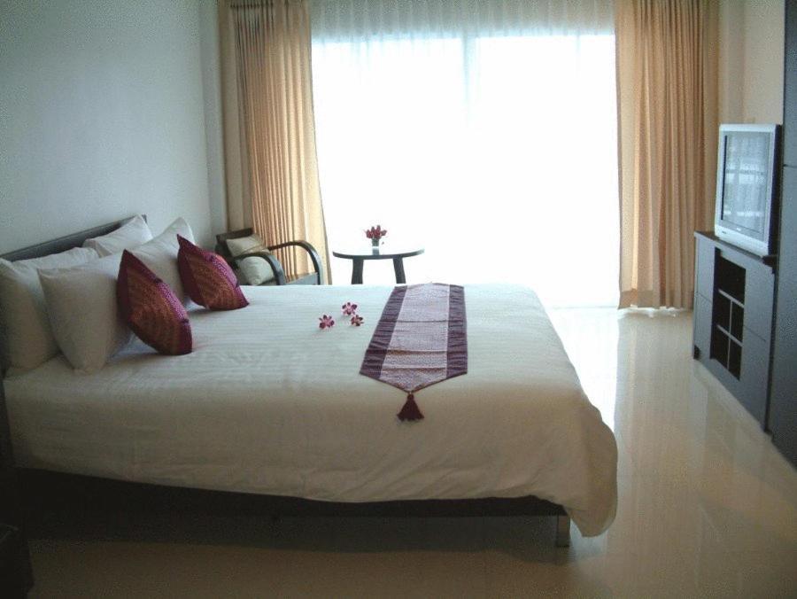 Avenue Hotel 3*