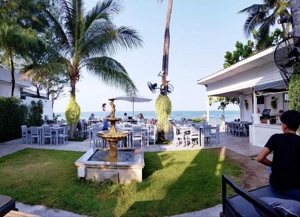 Gallery Boutique Resort 3*