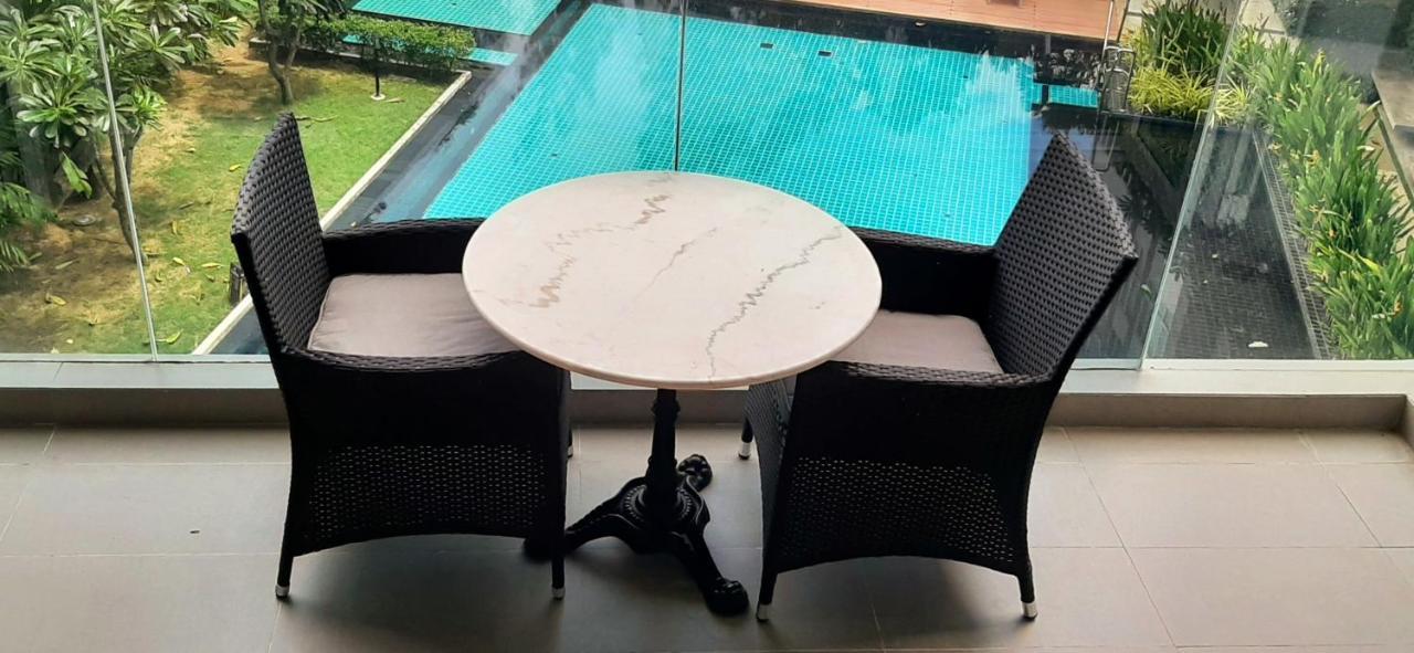 Apartment Baan View Viman Room 301 *