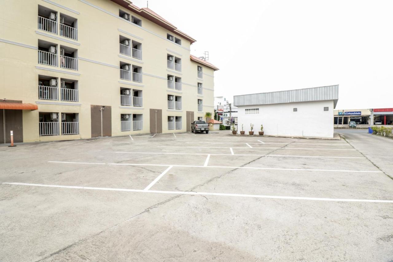 Oyo 227 Suchaya House Khách sạn
