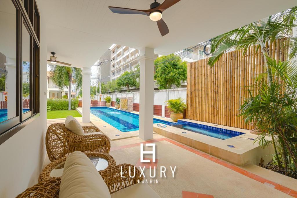 Pousada Modern Pool Villa, 4 Bedroom Close To - Hv