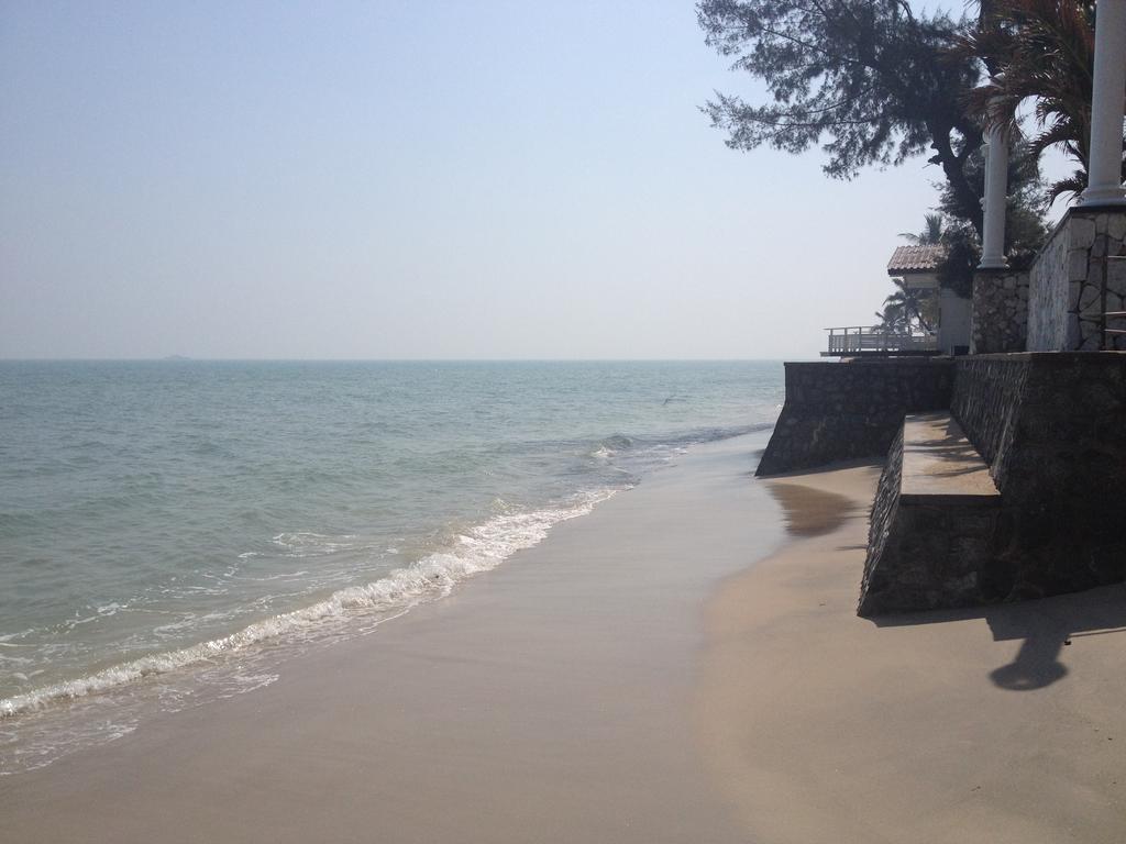 Baan Lom Talay 2*