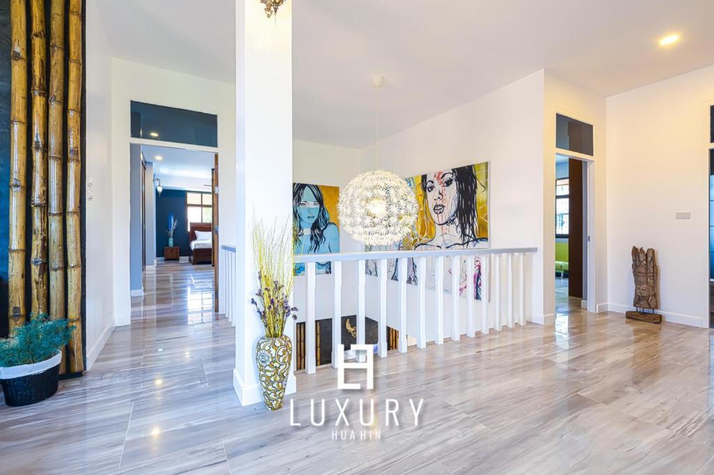 Pousada Modern Pool Villa, 4 Bedroom Close To - Hv