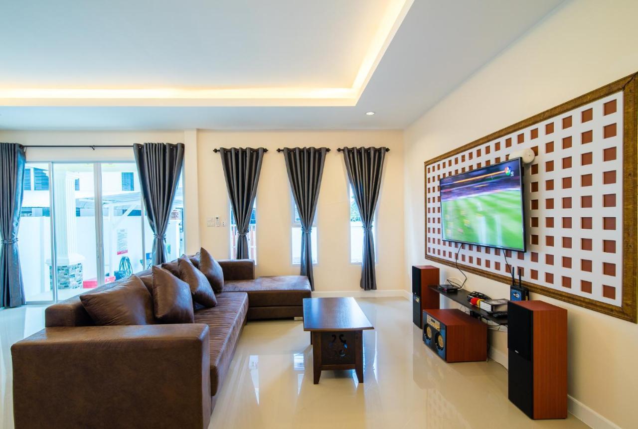 Villa Baan Bussarin Soi88 *