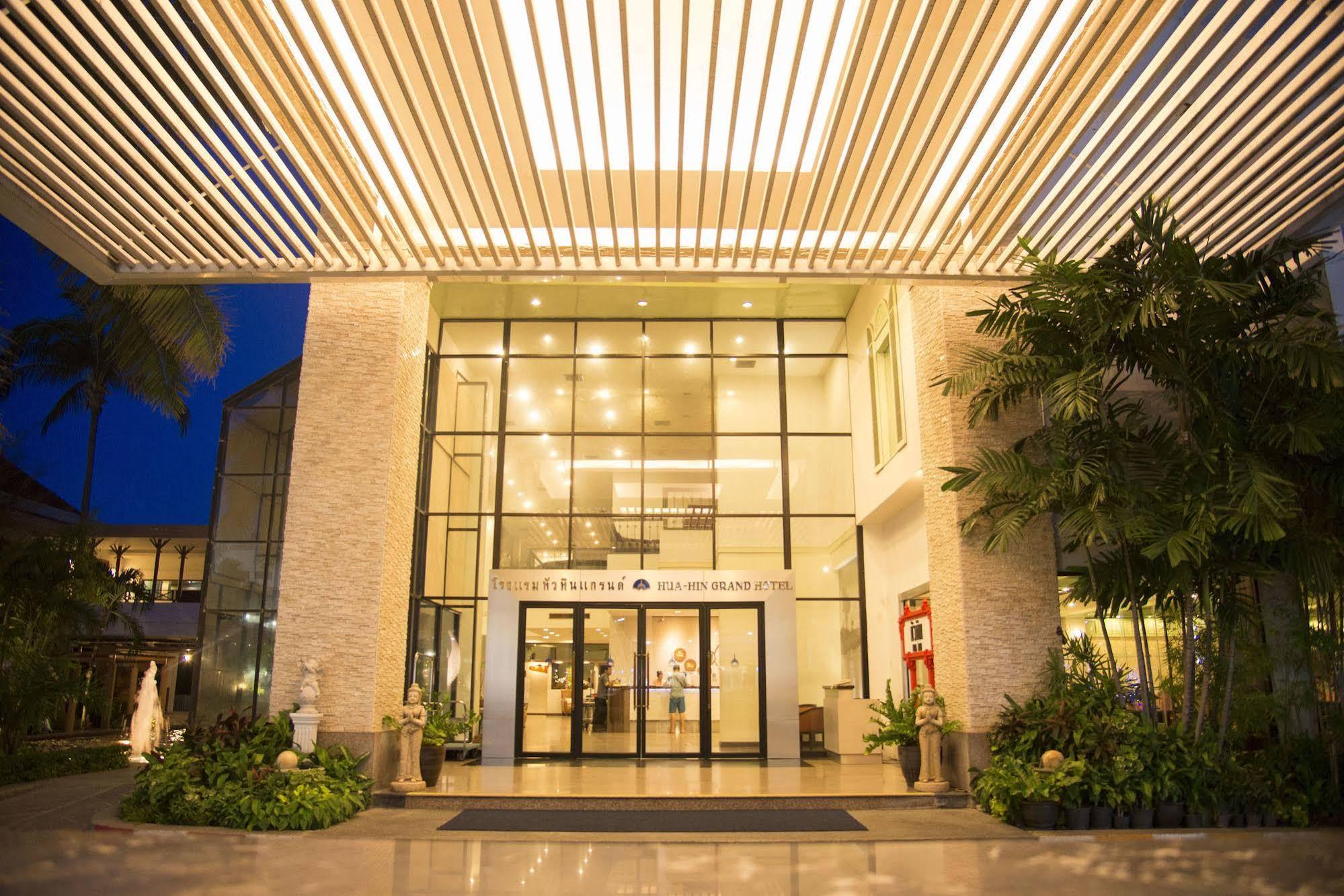Grand And Plaza - Sha Extra Hotel