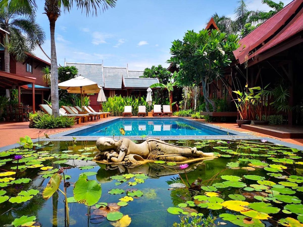 Resort Ruenkanok Thaihouse