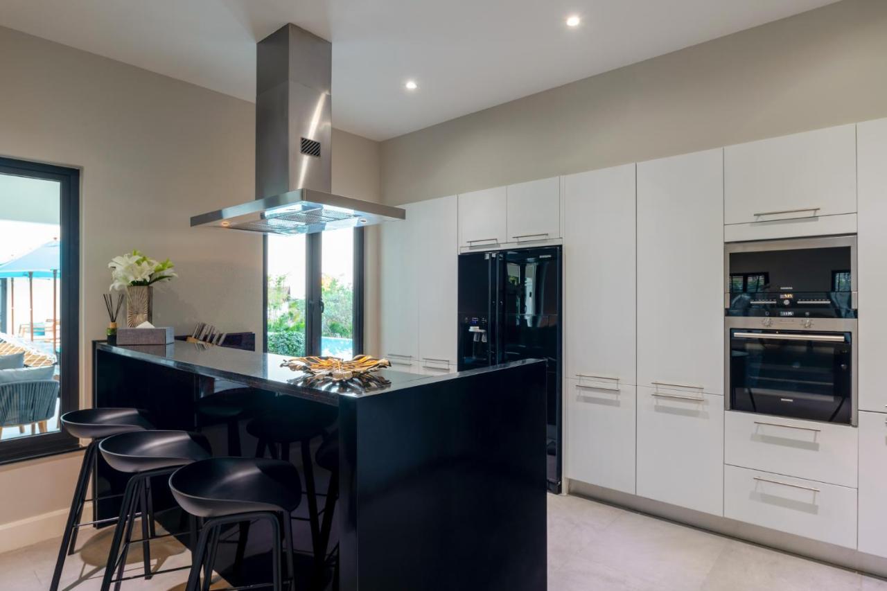 Luxury 5 Bedroom Pool B11b Biệt thự Hua Hin