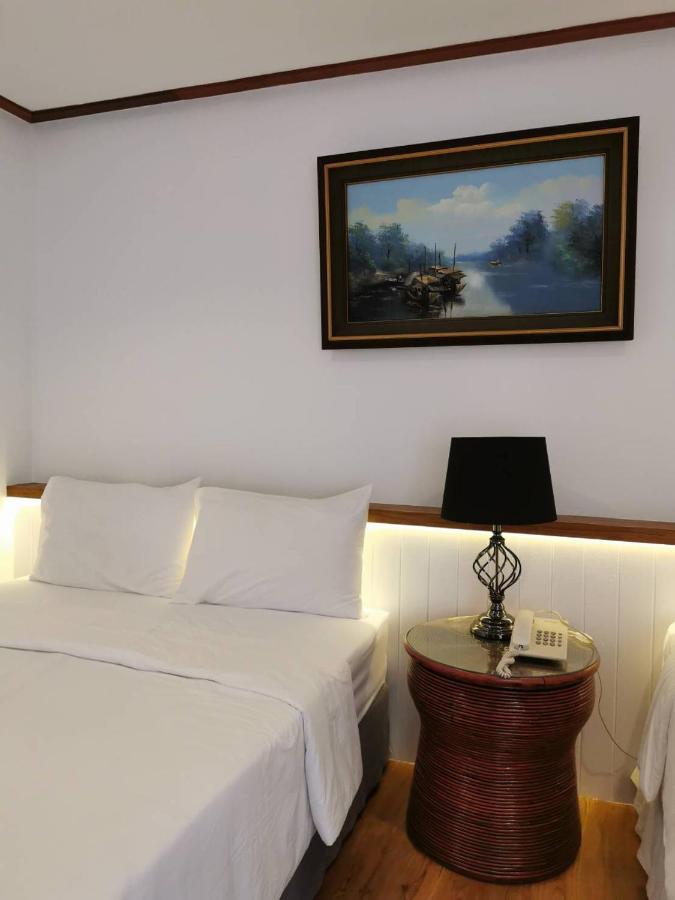 Baanbusarin Hotel