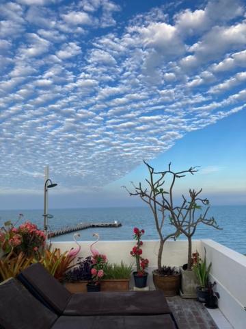Herberg Pierview HHQ