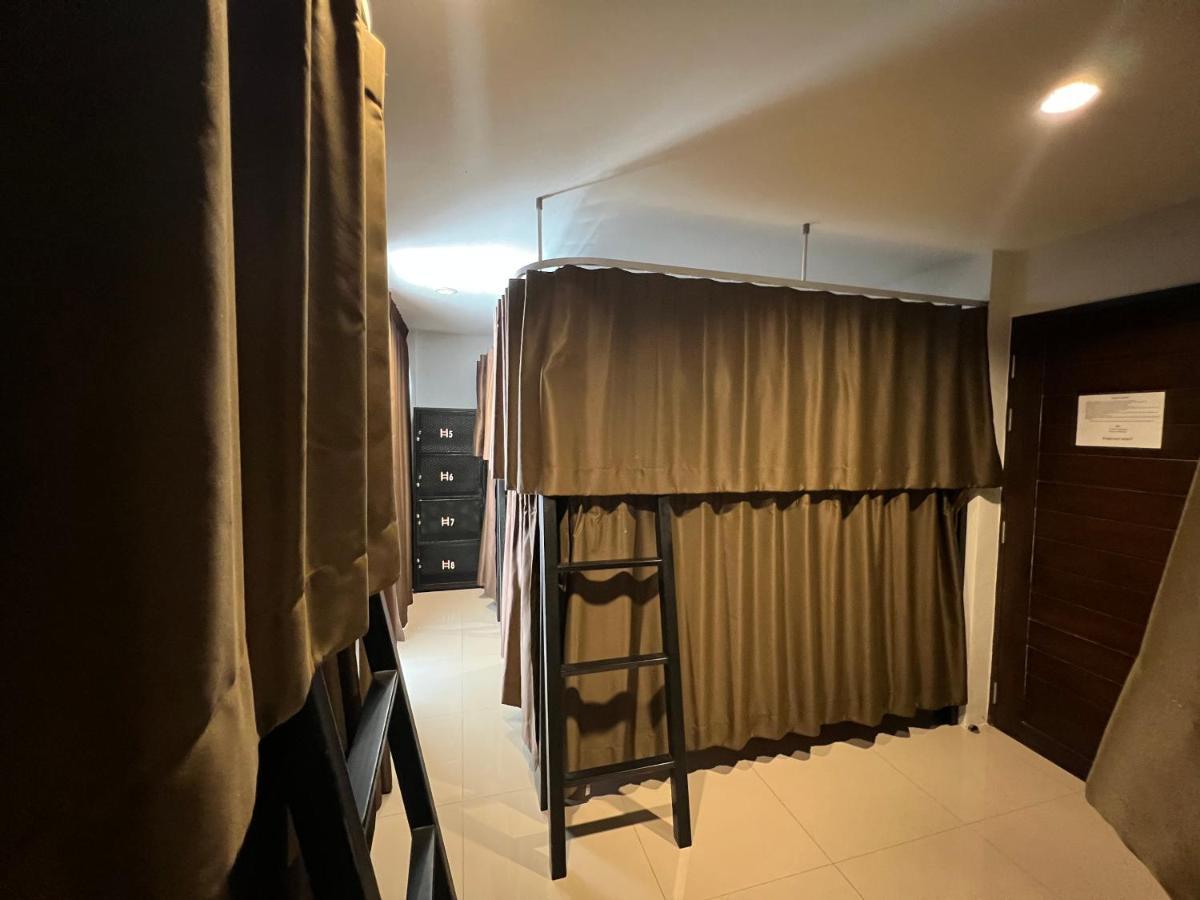 Litera (adults Only) Hostel *