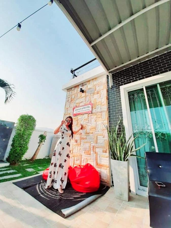 บ้านแฟมิลี่ ปาร์ตี้ พูลวิลล่า ใกล้เซเว่น 3ห้องนอน รองรับ 6-15 คน Villa Hua Hin
