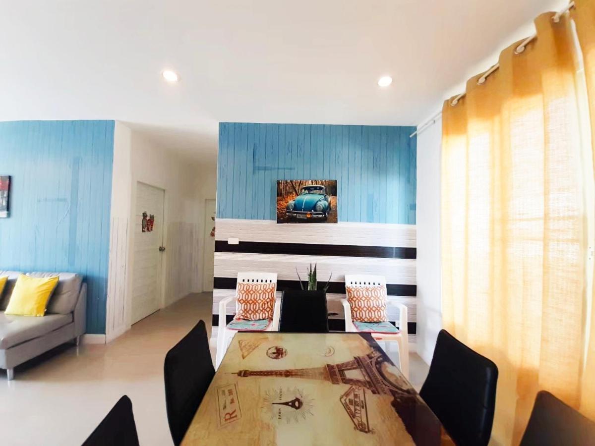 บ้านคริสติน่า พูลวิลล่า 3 ห้องนอน รองรับผู้เข้าพัก 8-15 คน Villa