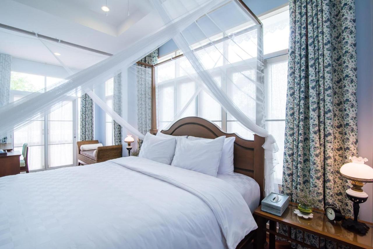 Pailin Pool Villa, *
