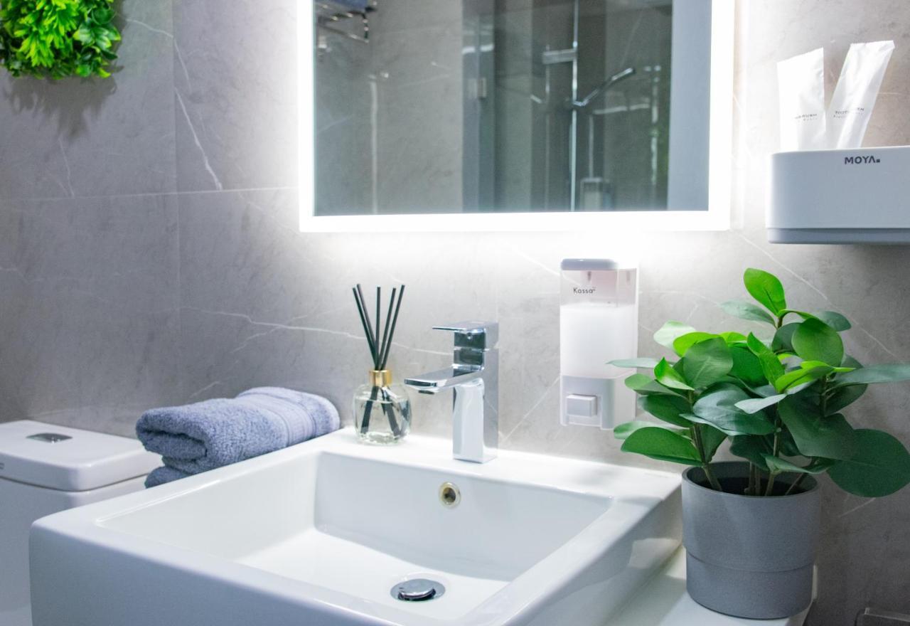 Yes! Dusitd2 Residences Free Wifi Apartment Hua Hin