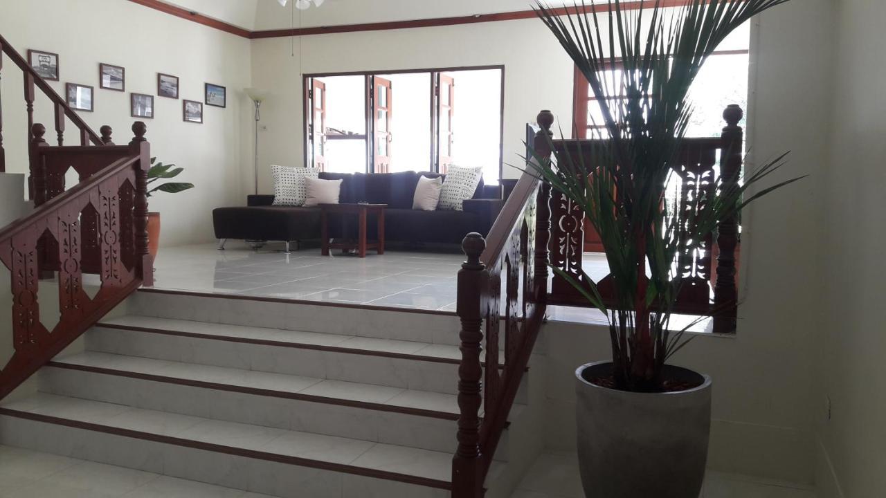 Ploy Homestay *