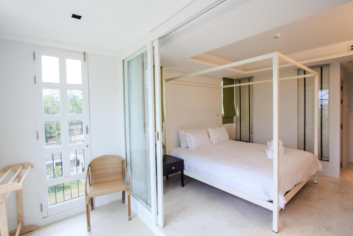 De Pastel Hua Hin