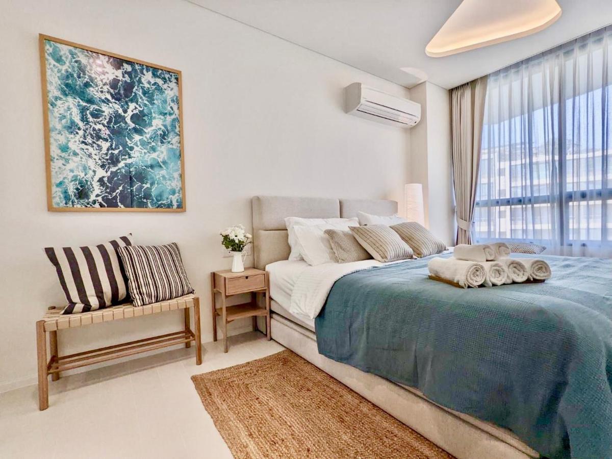 Apartment Seaview 2 Bedroom Front Vacation