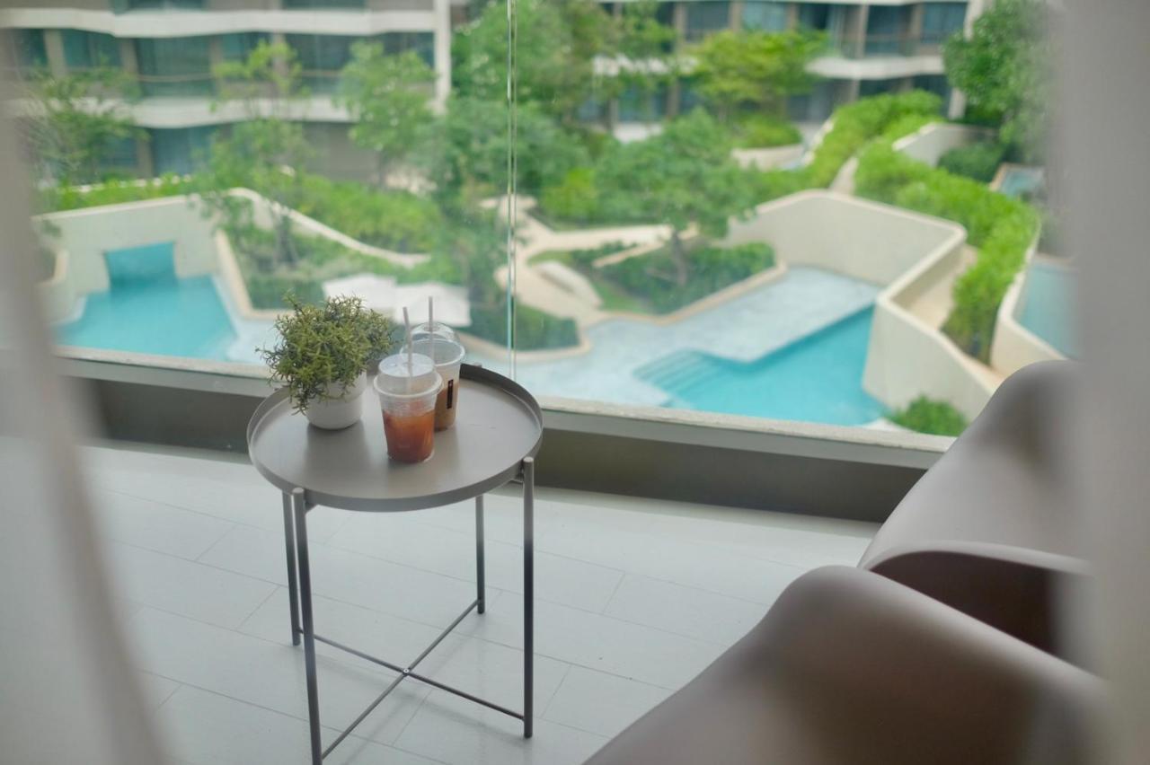Seaview 2 Bedroom Front Vacation Apartment