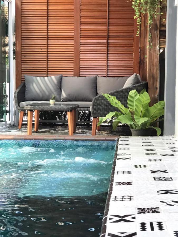 Origin Poolvilla HHQ