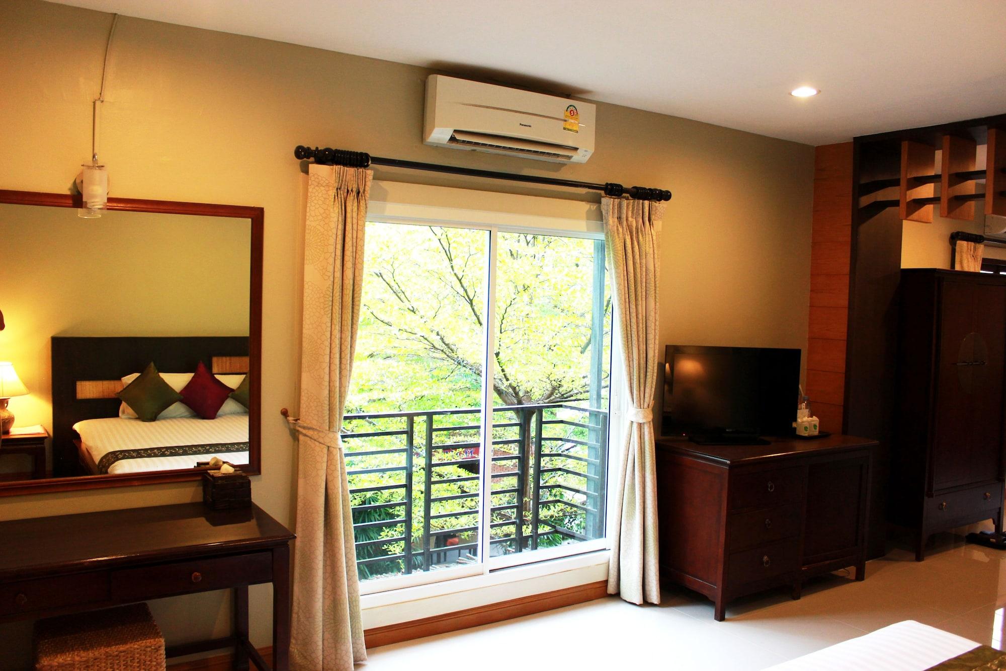 White Hotel 3*