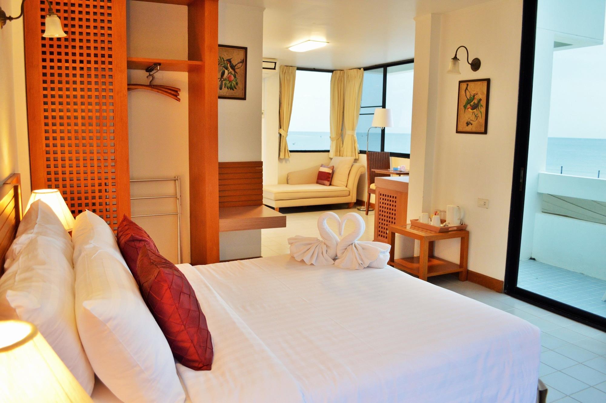 Nern Beachfront Hotel HHQ