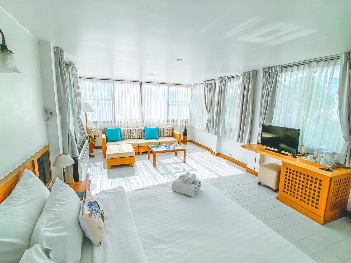Nern Beachfront Hotel