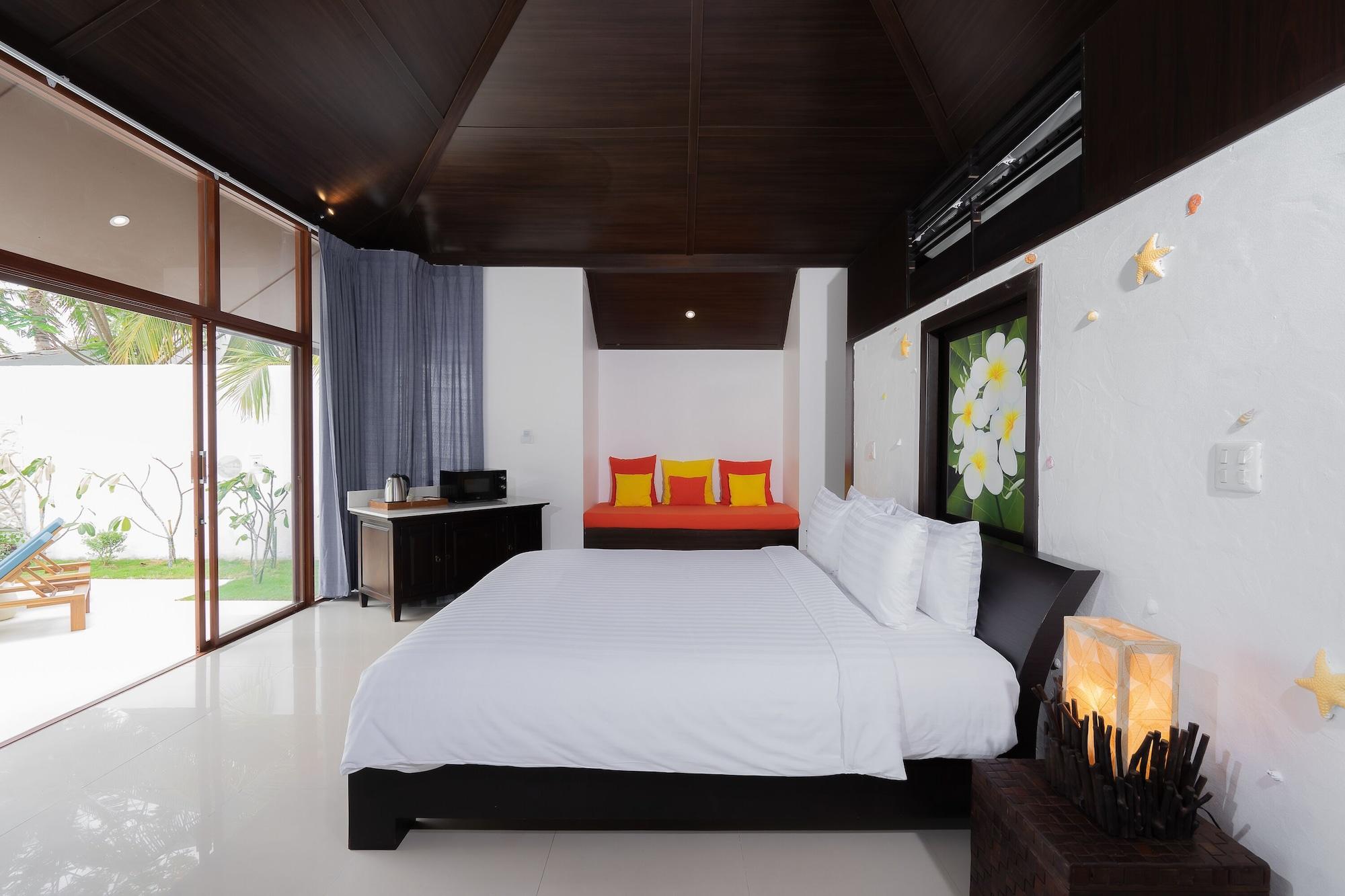 Resort Dhevan Dara & - Pool