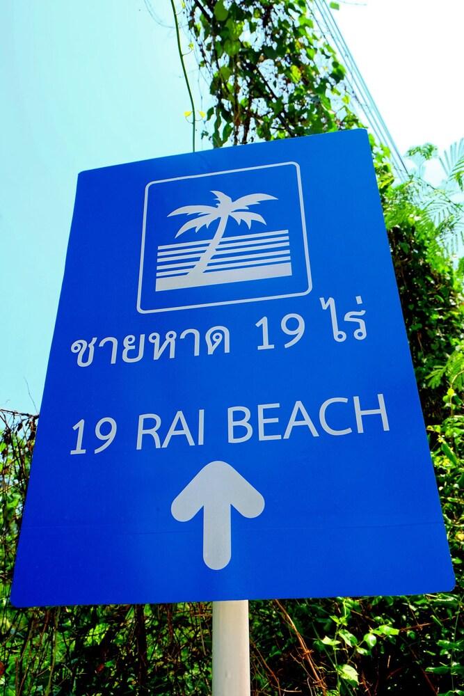Baan Nilawan Khách sạn 3*