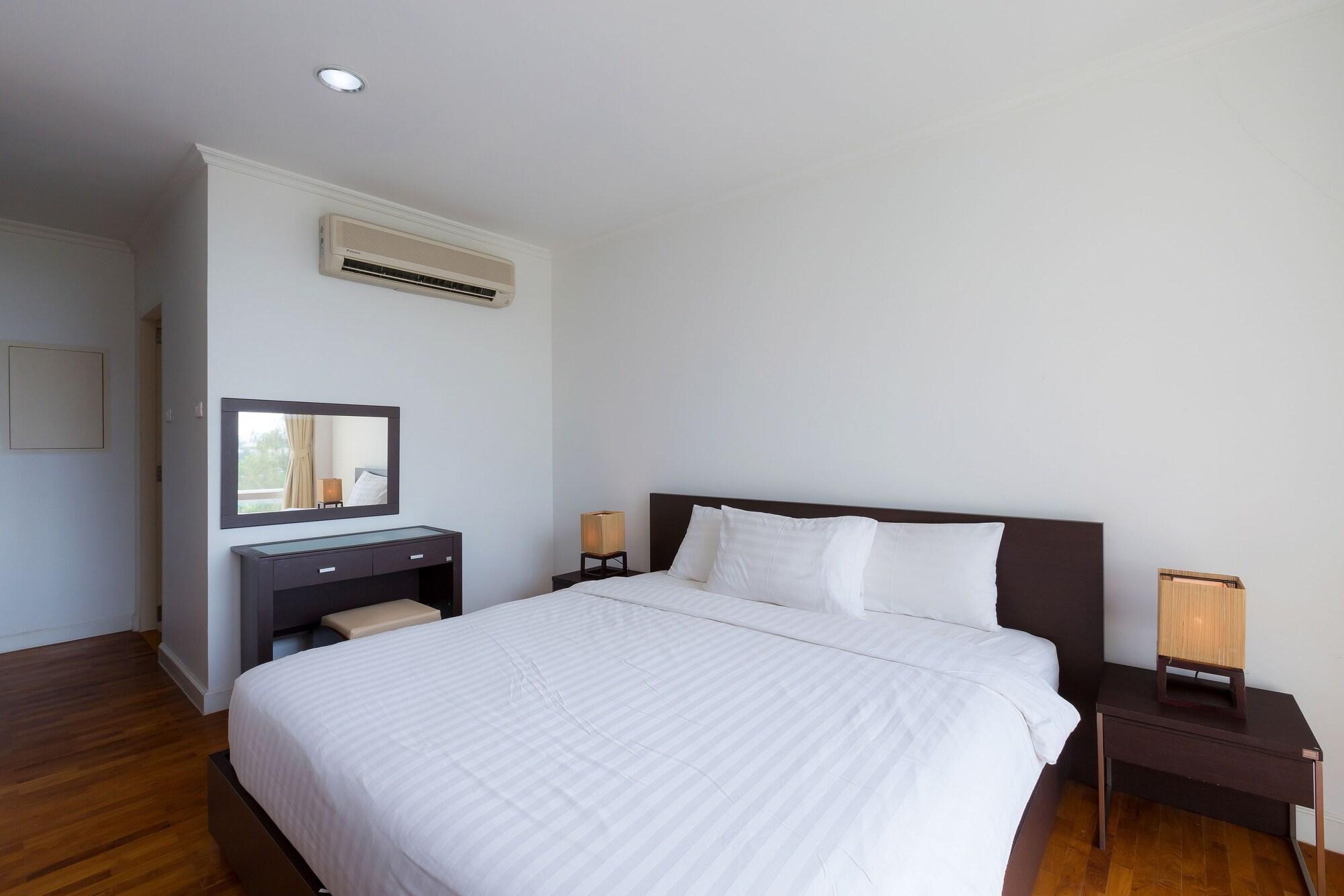 Baan Sanploen Beachfront Căn hộ