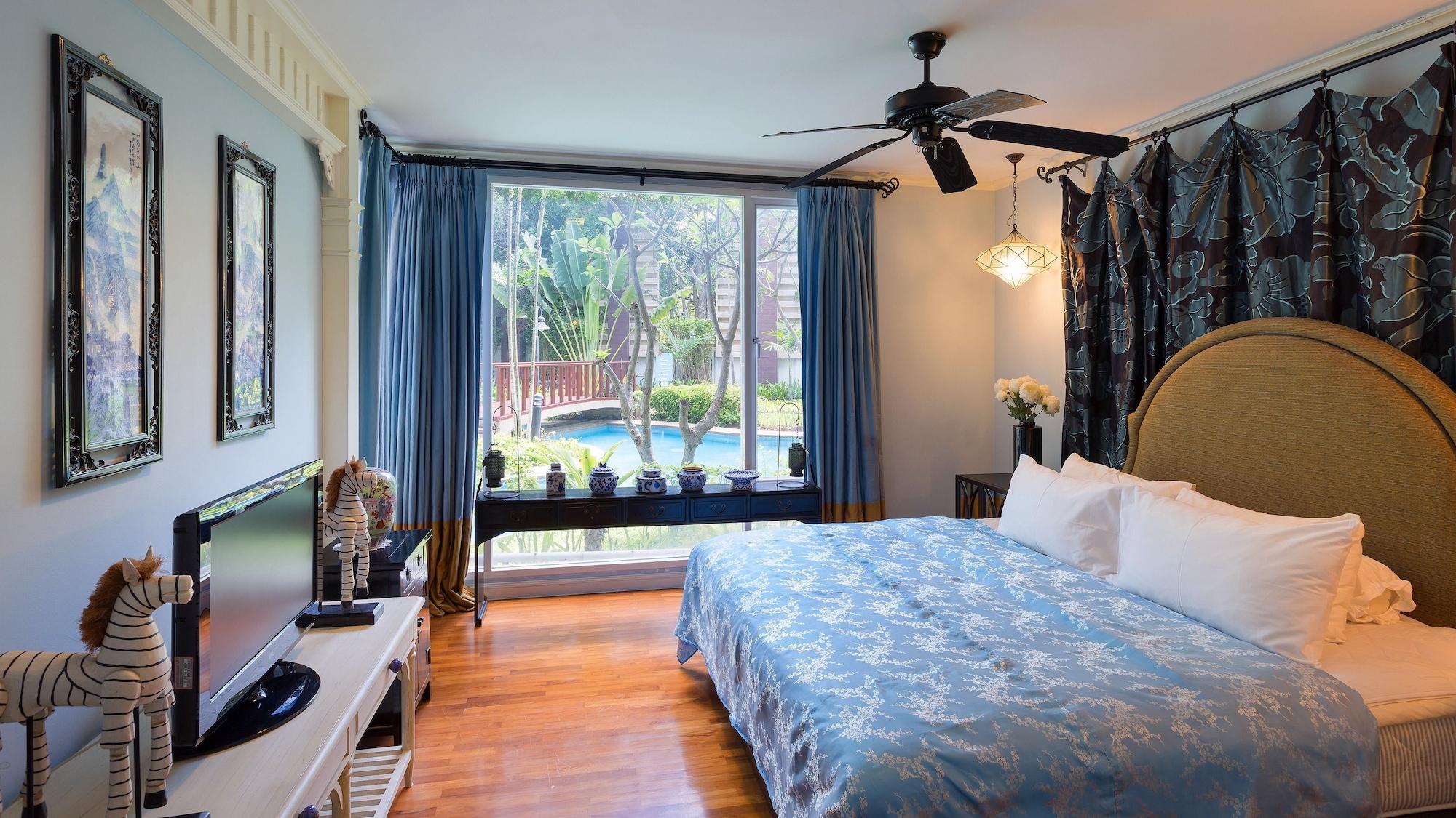 Căn hộ Baan Sanploen Beachfront *