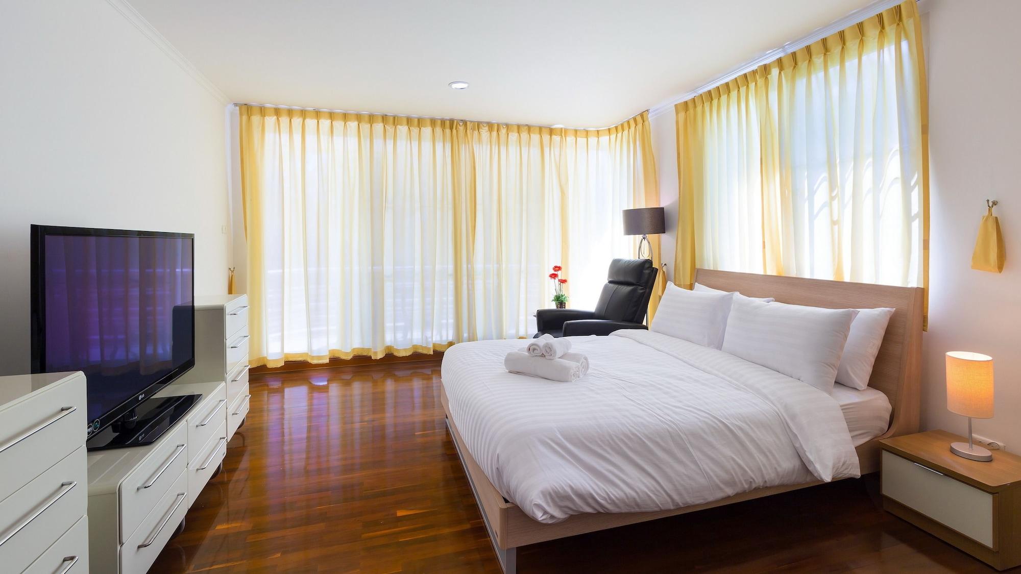 Căn hộ Baan Sanploen Beachfront Hua Hin